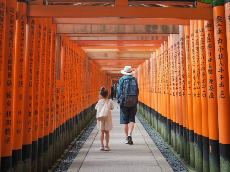 Kyoto fushimi inari : visiter le sanctuaire avec des enfants
